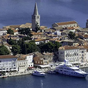 https://apartments-mladenka-porec.in-istria.net